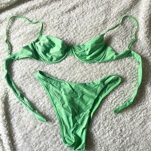 Monday Swimsuit- great condition!